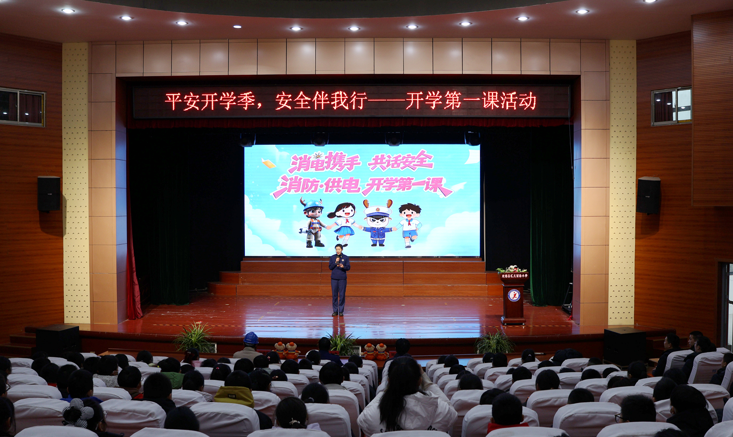 ef5ba9355de2e0a034d1e8930eb2675e.jpg ef5ba9355de2e0a034d1e8930eb2675e.jpg