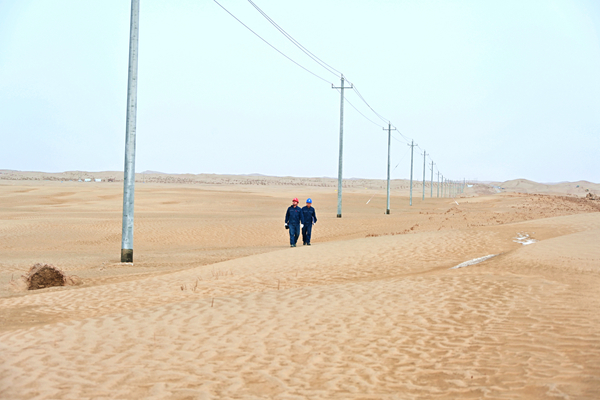 3月6日，供電員工在<span id=