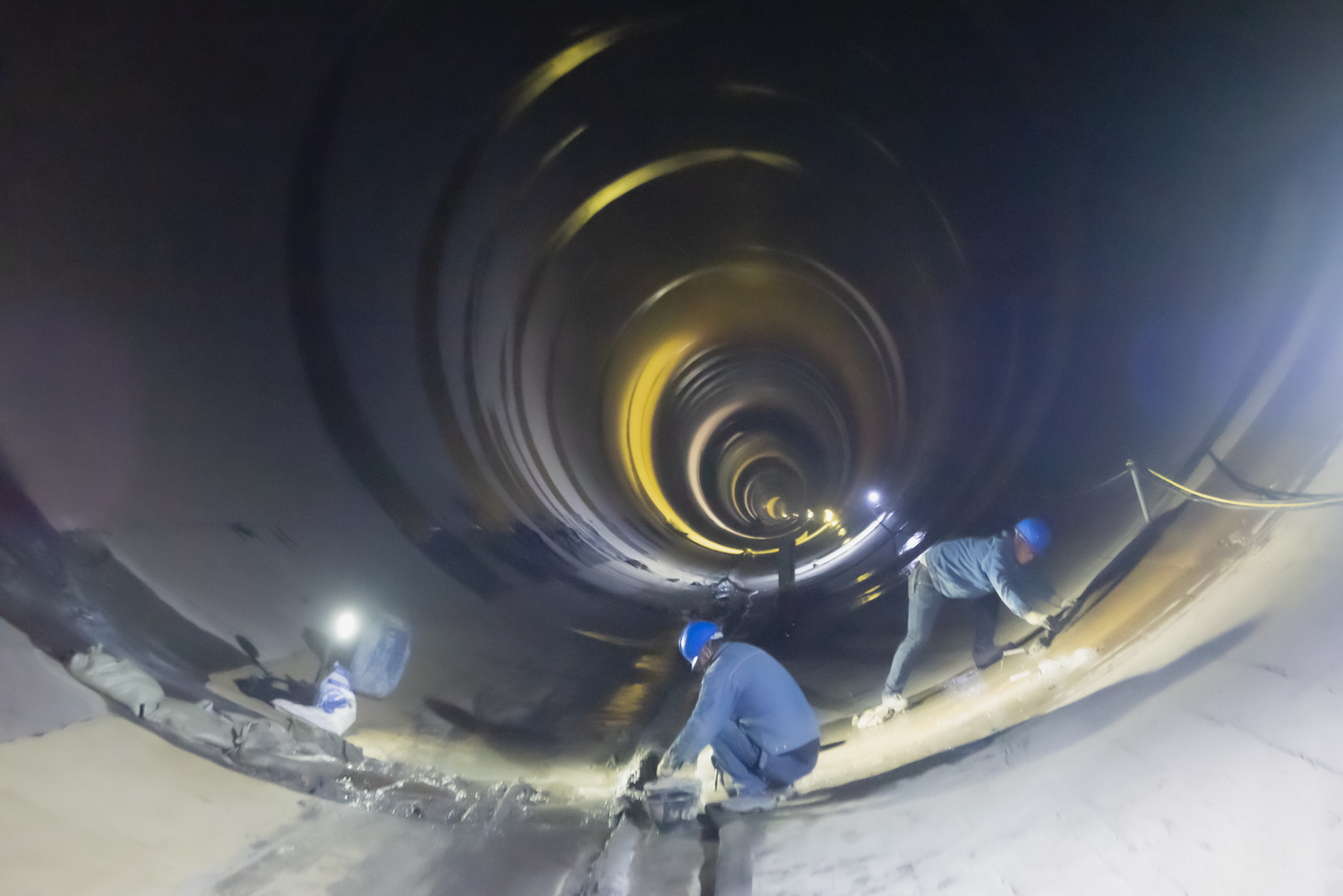 劉家峽水電廠：洮河口排沙洞渠身檢修有序進行<span id=