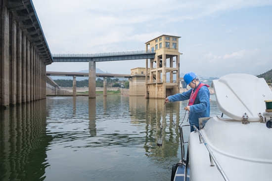 2025 水工壩前泥沙測量 550.jpg