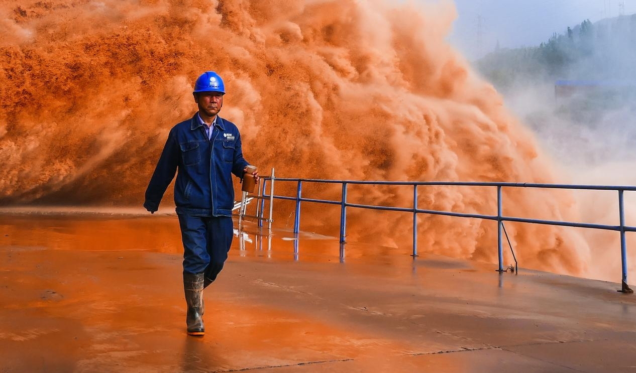 劉家峽水電廠：數(shù)字化轉(zhuǎn)型賦能黃河安瀾 (1).jpg