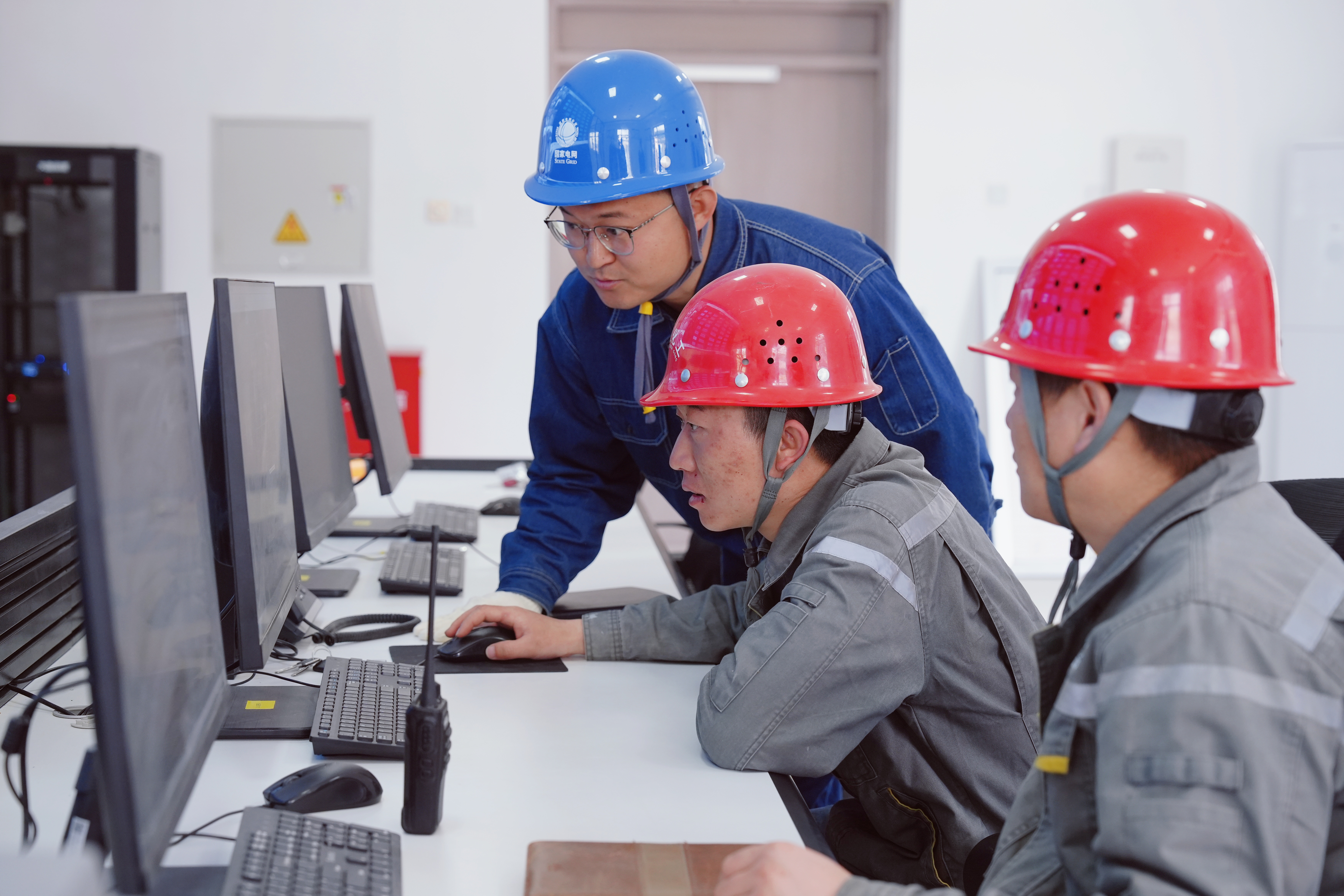 國網(wǎng)蘭州<span id=