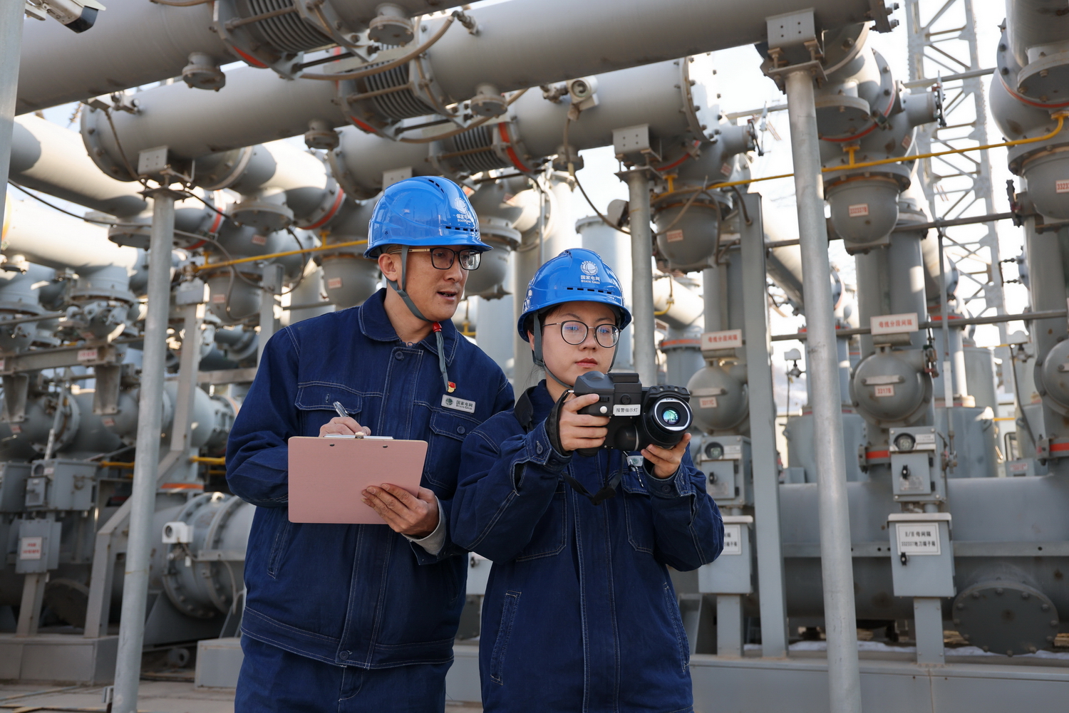 劉家峽水電廠：元旦保電告捷 守護萬家燈火迎新年.jpg