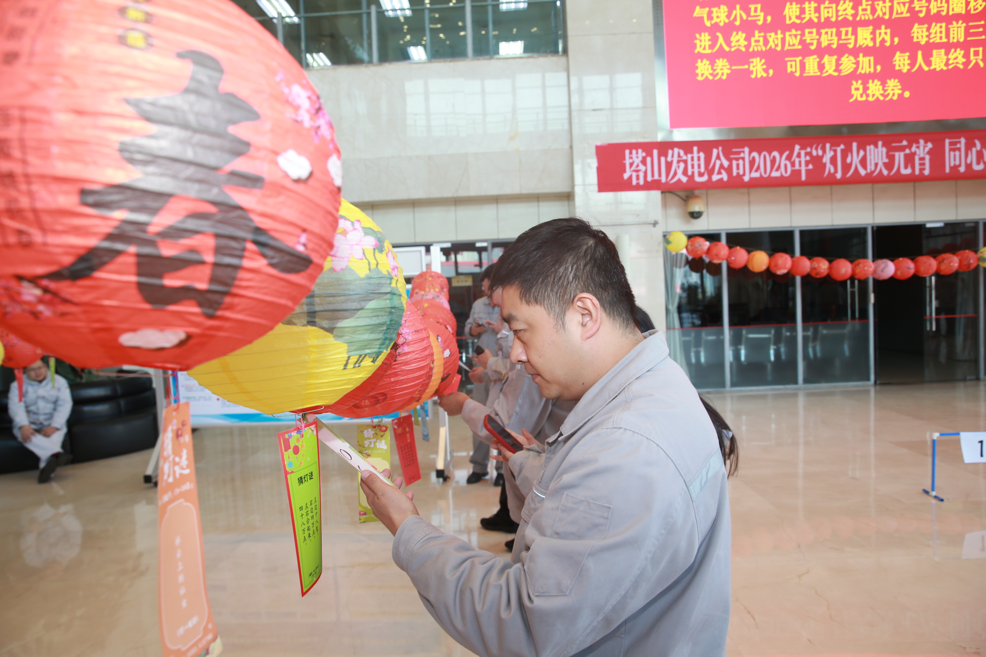 BF6R2998.JPG BF6R2998.JPG