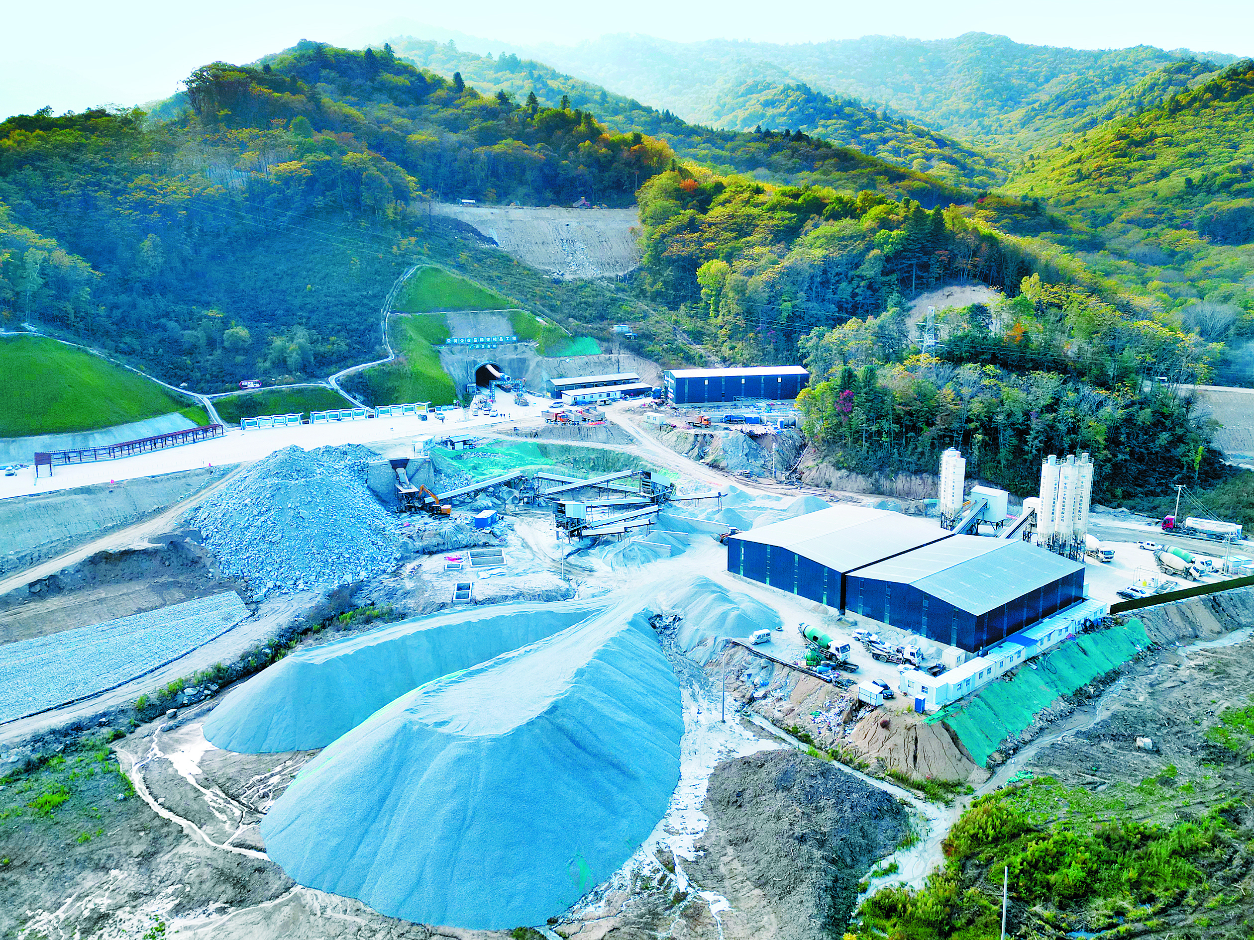 8-蛟河電站1   項目拌合站1.jpg